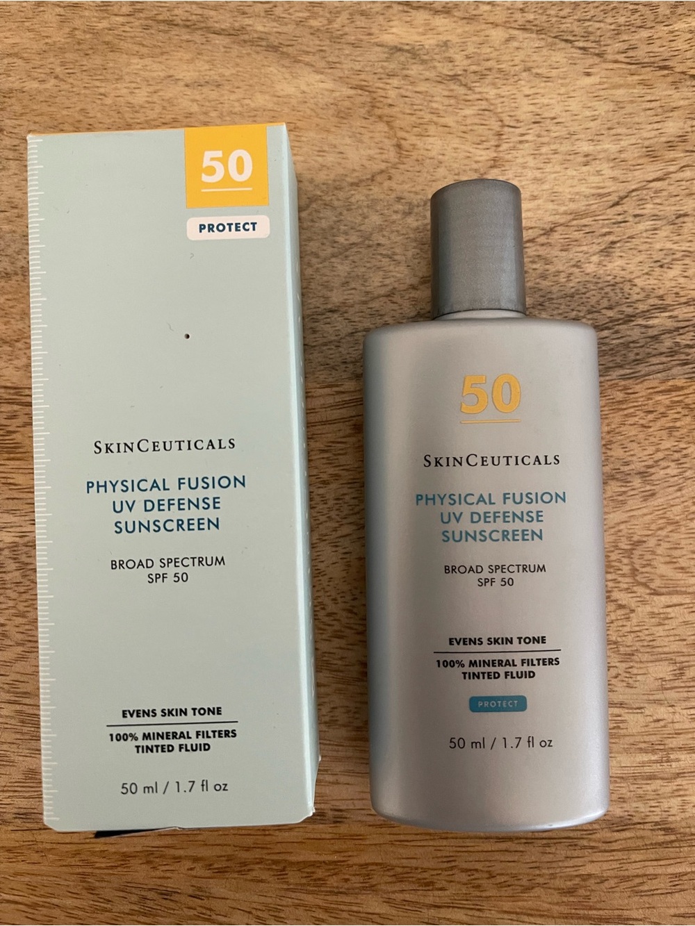 NEW SPF 50 SkinCeuticals Physical Fusion UV Defense Tinted Mineral Sunscreen - Picture 3 of 12